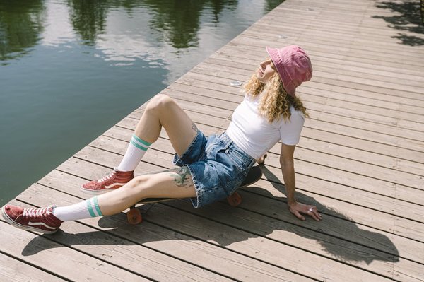 Comment Sublimer Vos Shorts en Denim pour un Look Estival Inoubliable ?